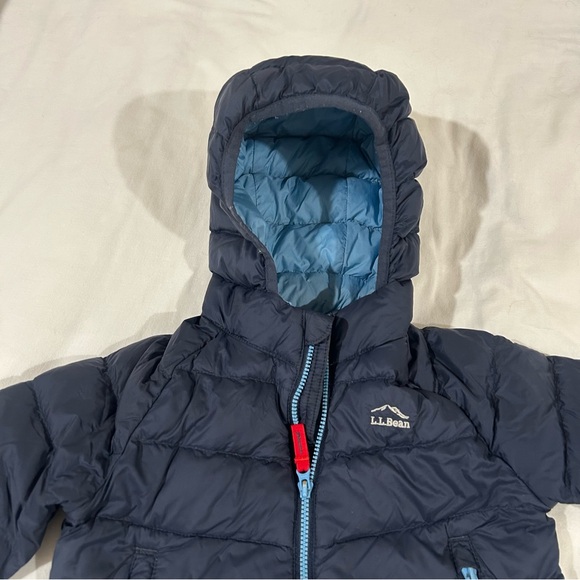 LL Bean! Infants' and Toddlers' Ultralight 650 Down Jacket size 2T. - Picture 6 of 10